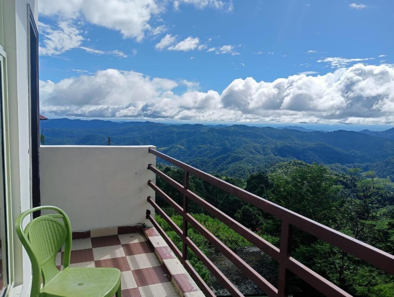 Sunny Pines Resort ランズドーン エクステリア 写真